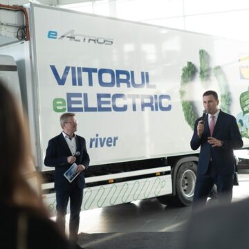 Ministrul Mediului, la livrarea primului camion electric eActros către o companie de transport din România Ministrul Mediului, la livrarea primului camion electric eActros către o companie de transport din România