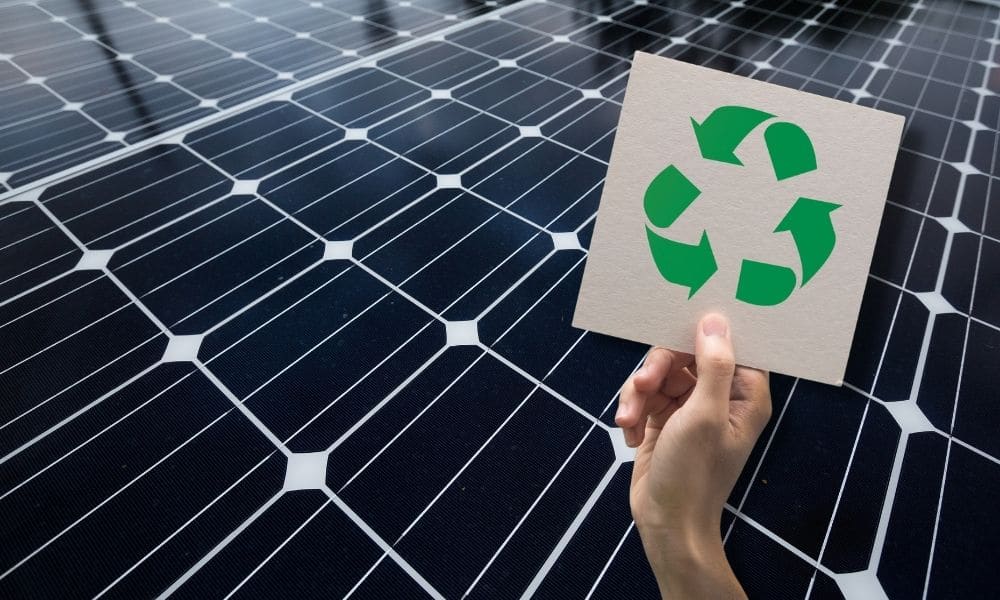 Reciclarea panourilor fotovoltaice – provocări și bune practici Reciclarea panourilor fotovoltaice – provocări și bune practici